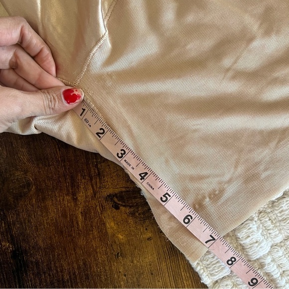 Naomi & Nicole Shapewear Shorts Size 2X - Picture 9 of 9